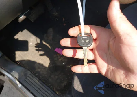 2001 Chevrolet Silverado 1500 Ls из США, поврежденный, VIN 2GCEC19V411315584